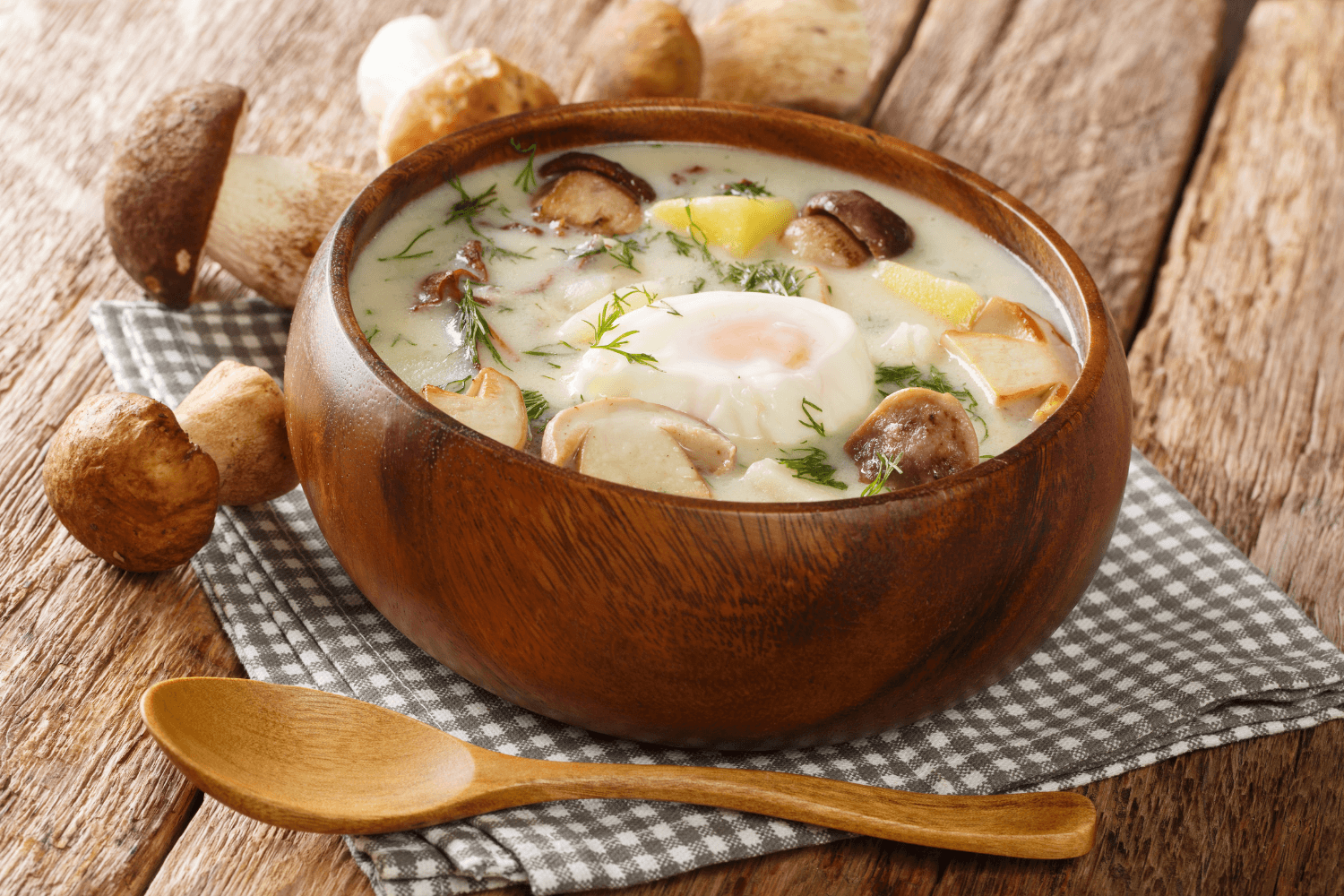 Kulajda s houbami a koprem